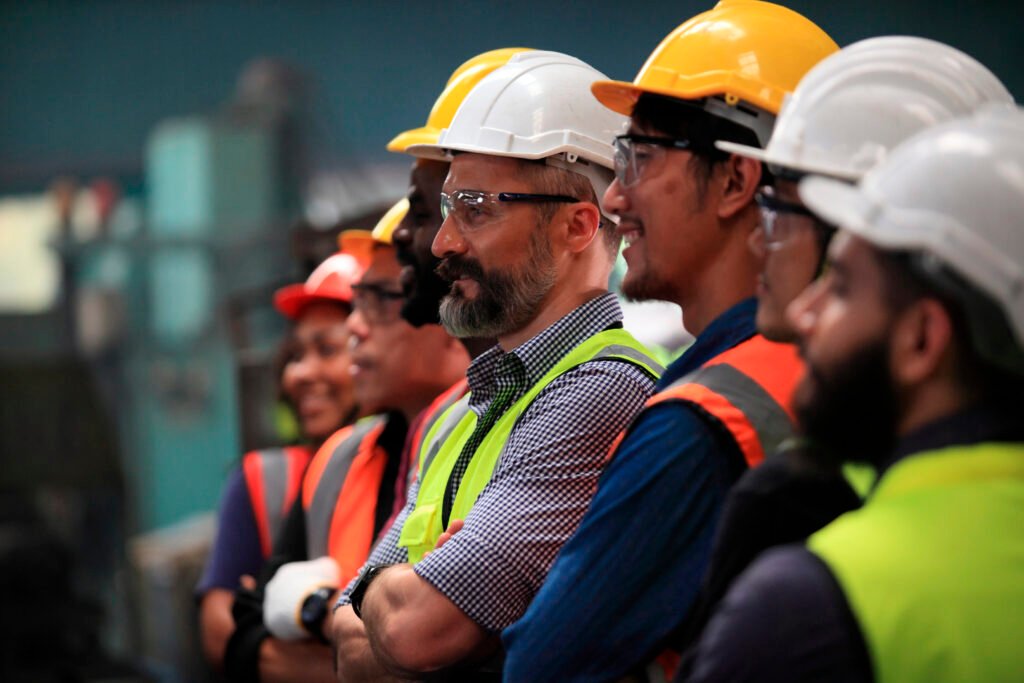 Engineer,Team,Full,Skill,Quality,For,Maintenance,And,Training,In